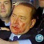 Berlusconi_agredido_salida_mitin.jpg
